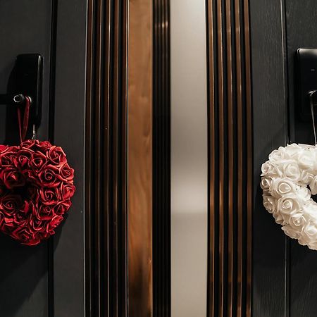 Four Sisters Luxury Rooms In Siauliai Extérieur photo