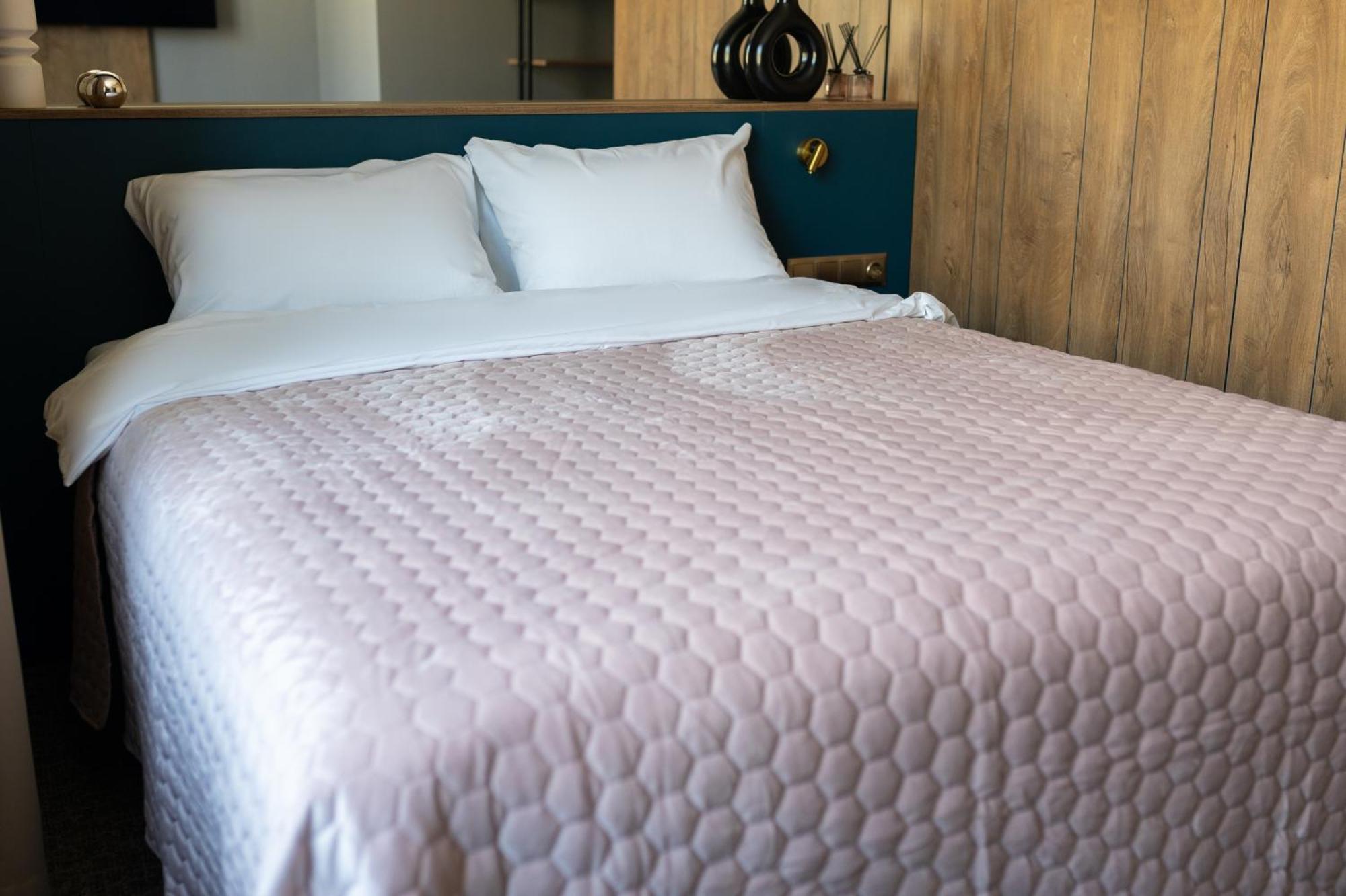 Four Sisters Luxury Rooms In Siauliai Extérieur photo